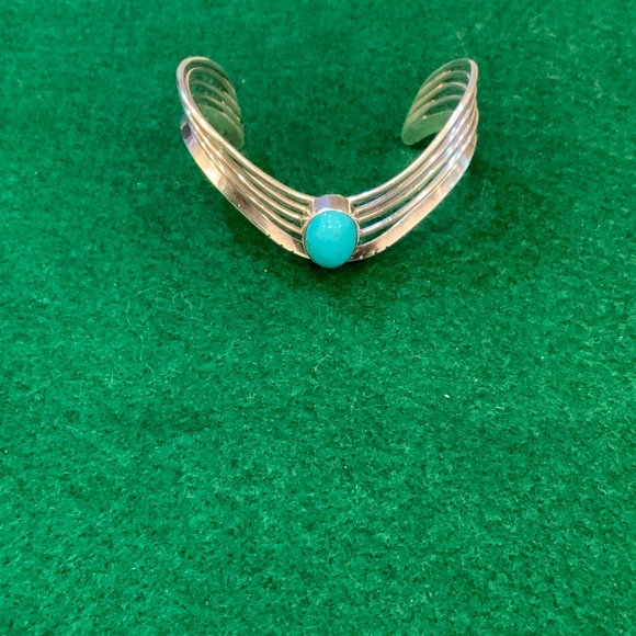 Vintage Native American Turquoise Stone & Multi-Strand Cuff Bracelet - Picture 2 of 10